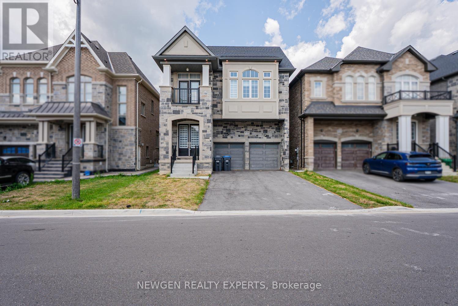 68 Stowmarket Street, Caledon, Ontario  L7C 3Y5 - Photo 2 - W13680564