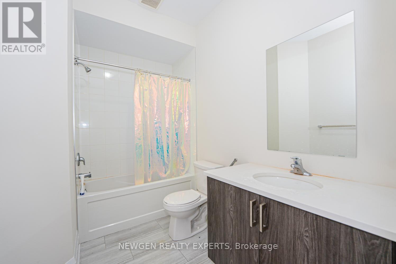 68 Stowmarket Street, Caledon, Ontario  L7C 3Y5 - Photo 30 - W13680564