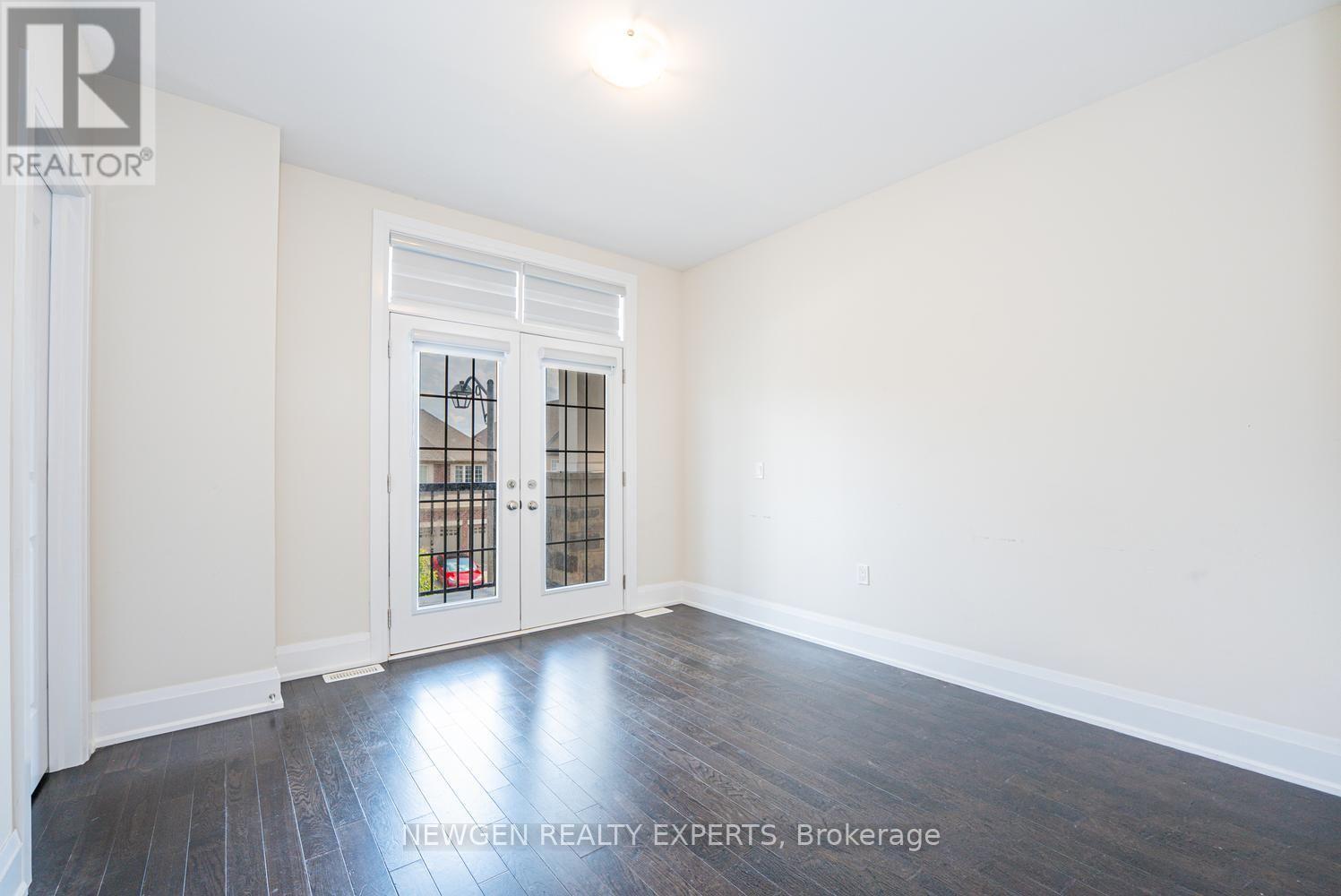 68 Stowmarket Street, Caledon, Ontario  L7C 3Y5 - Photo 34 - W13680564