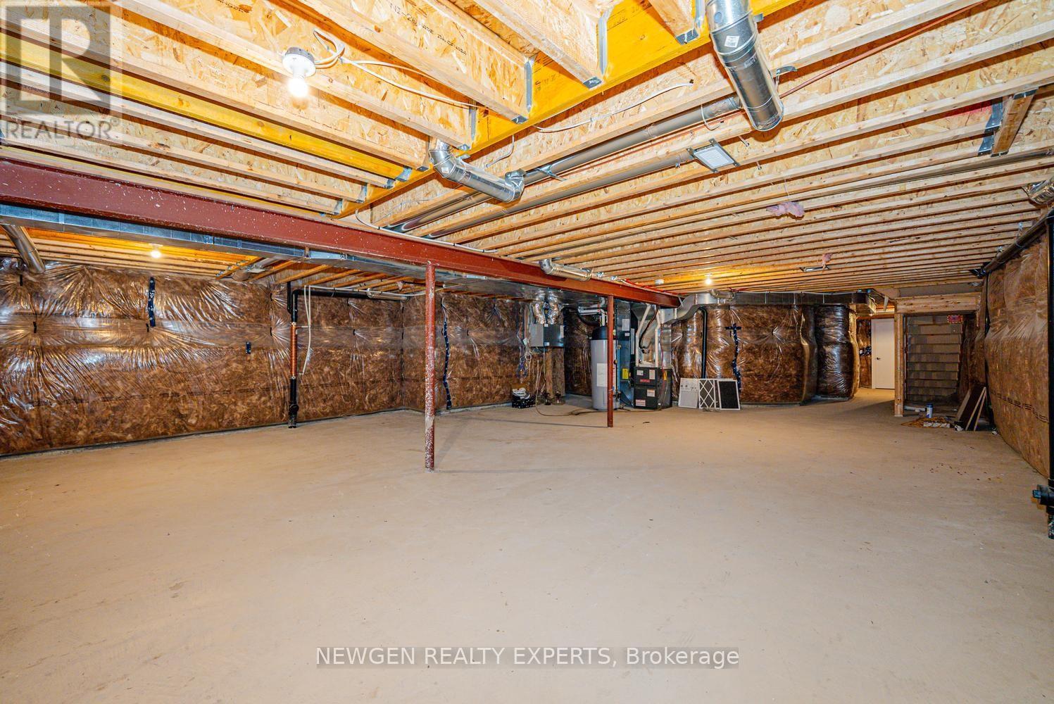 68 Stowmarket Street, Caledon, Ontario  L7C 3Y5 - Photo 42 - W13680564