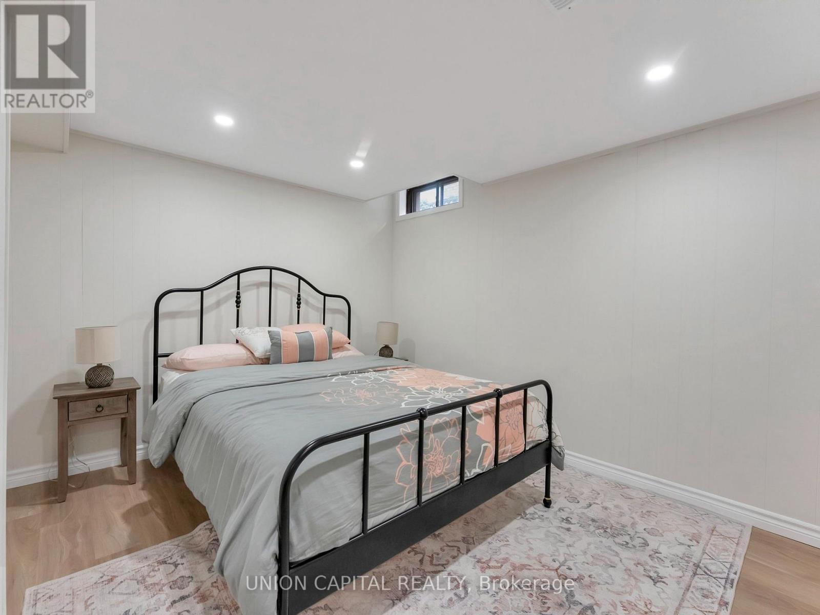 772 Pebble Court, Pickering, Ontario  L1V 3P3 - Photo 37 - E13680148