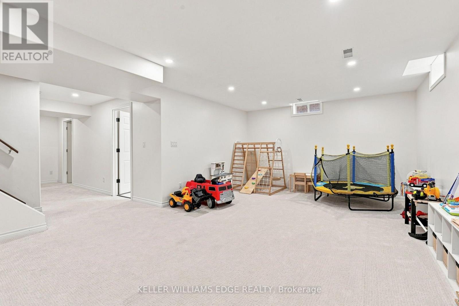 53 Valiant Circle, Hamilton, Ontario  L0R 1C0 - Photo 36 - X13680570