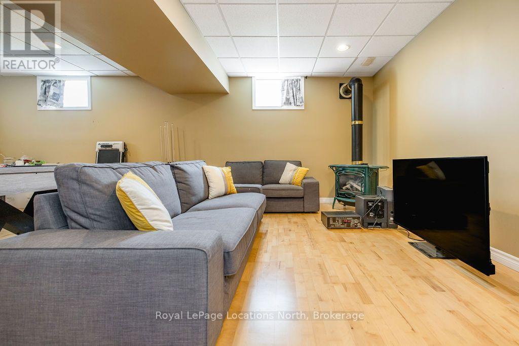 28 Marl Creek Drive, Springwater, Ontario  L0L 2K0 - Photo 26 - S13673116