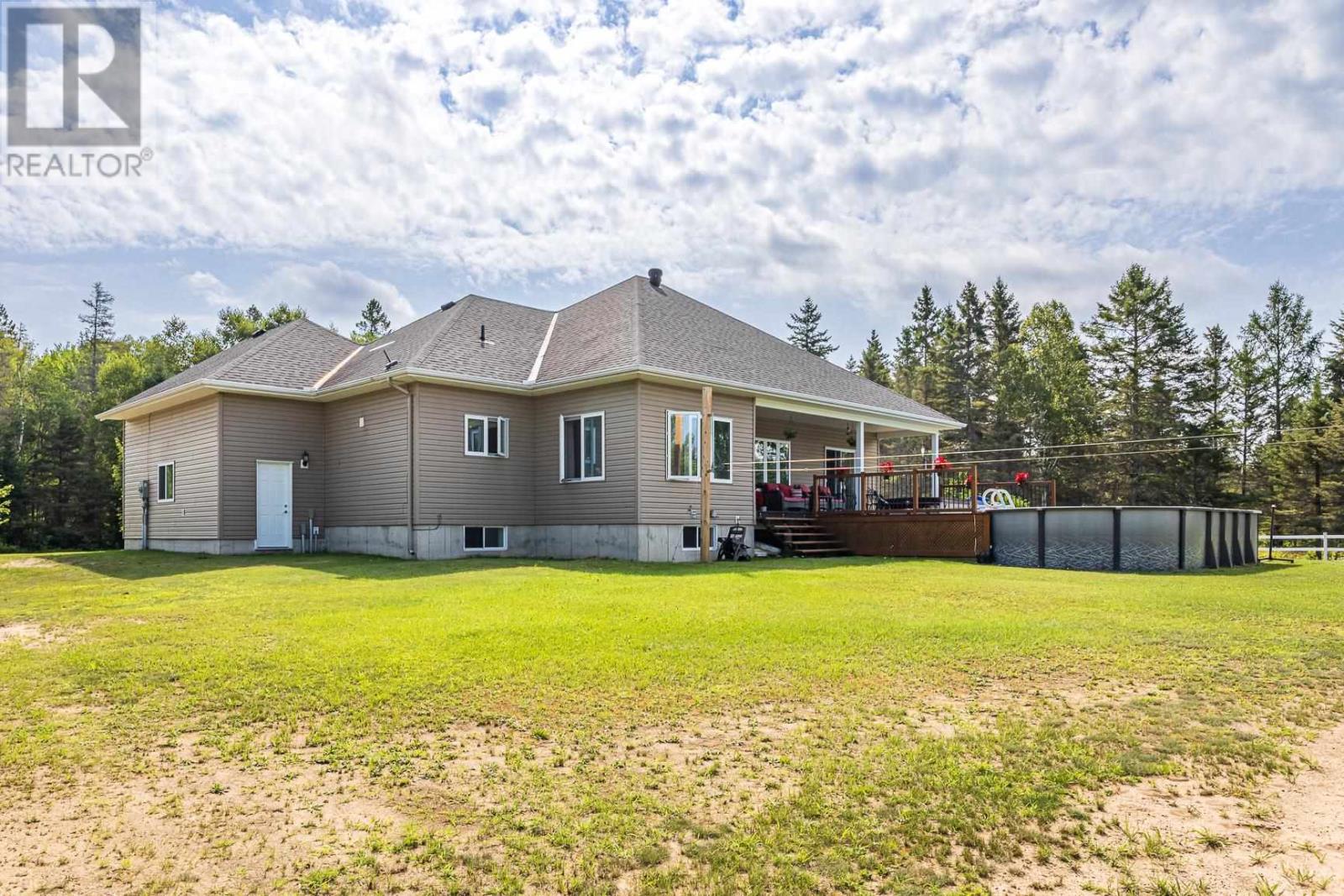 65 Gagnon Rd, Prince Townhsip, Ontario  P6A 6K4 - Photo 3 - SM261823