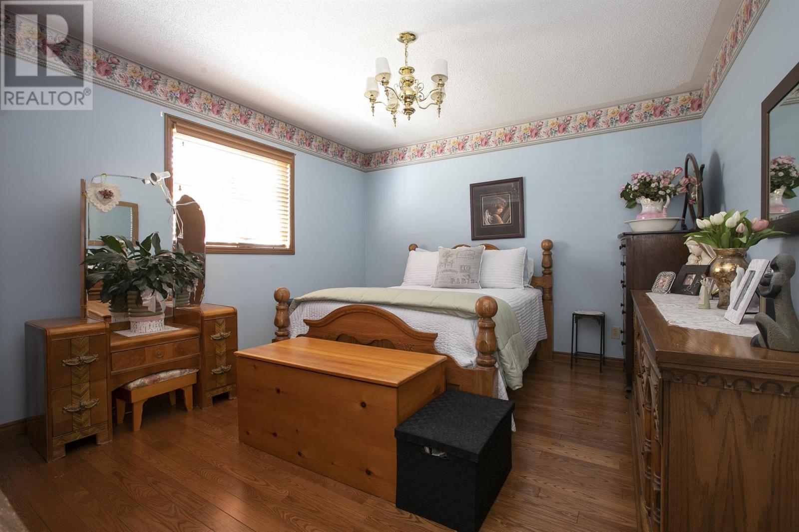 1015 Lake St, Sault Ste. Marie, Ontario  P6B 6B5 - Photo 34 - SM262196