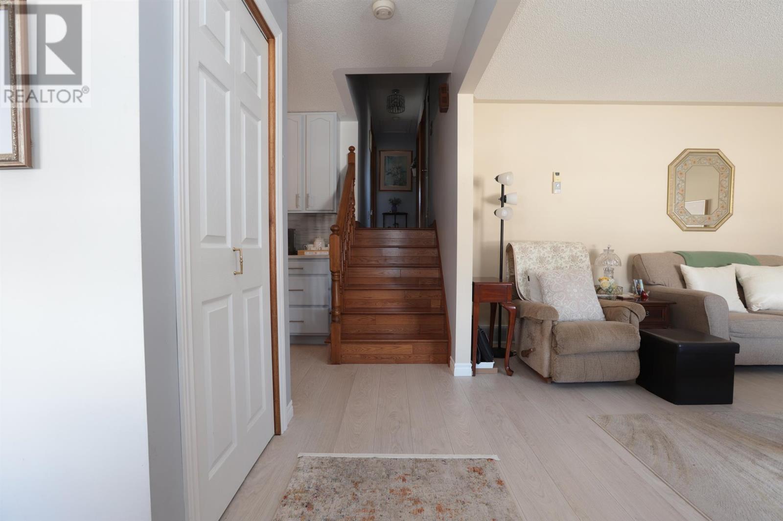 1015 Lake St, Sault Ste. Marie, Ontario  P6B 6B5 - Photo 7 - SM262196