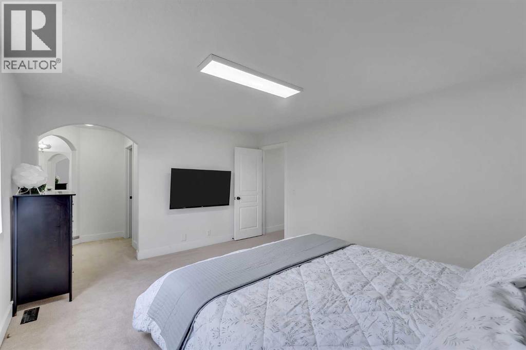 109 Evanscove Heights, Calgary, Alberta  T3P 0A4 - Photo 23 - A2337156