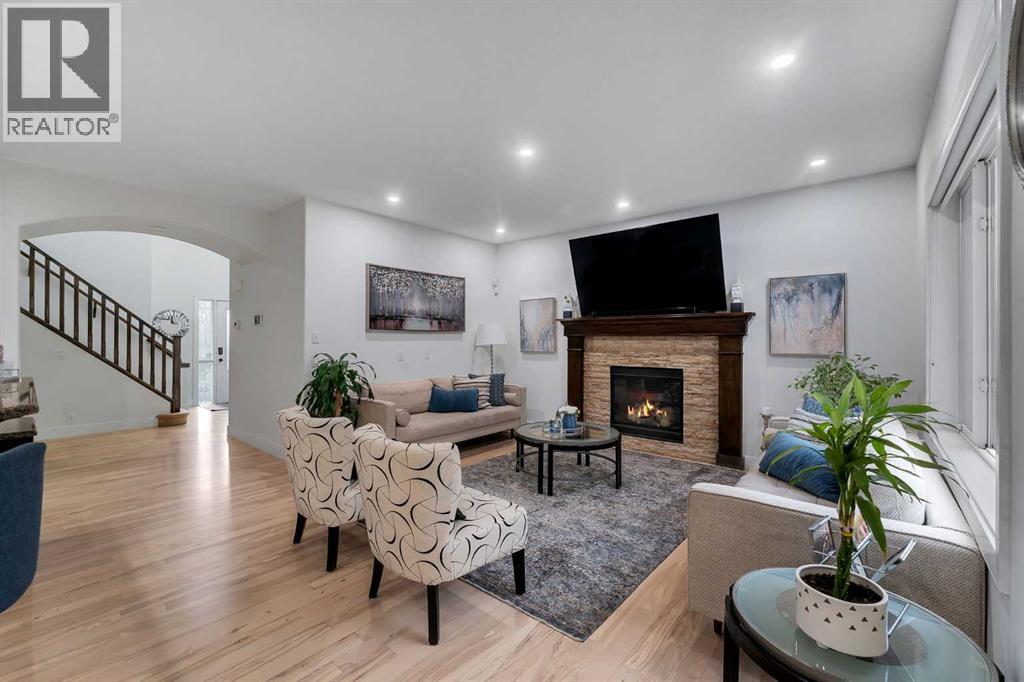 109 Evanscove Heights, Calgary, Alberta  T3P 0A4 - Photo 8 - A2337156