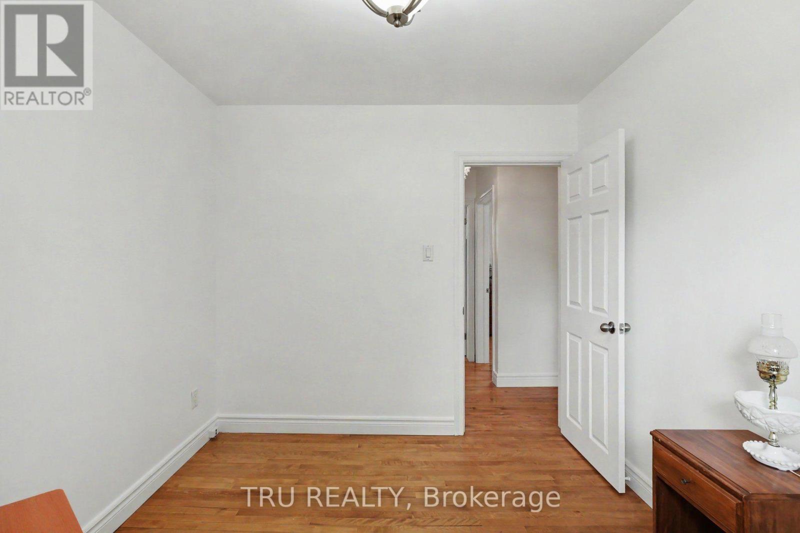 1908 Saunderson Drive, Ottawa, Ontario  K1G 2C7 - Photo 16 - X13680514