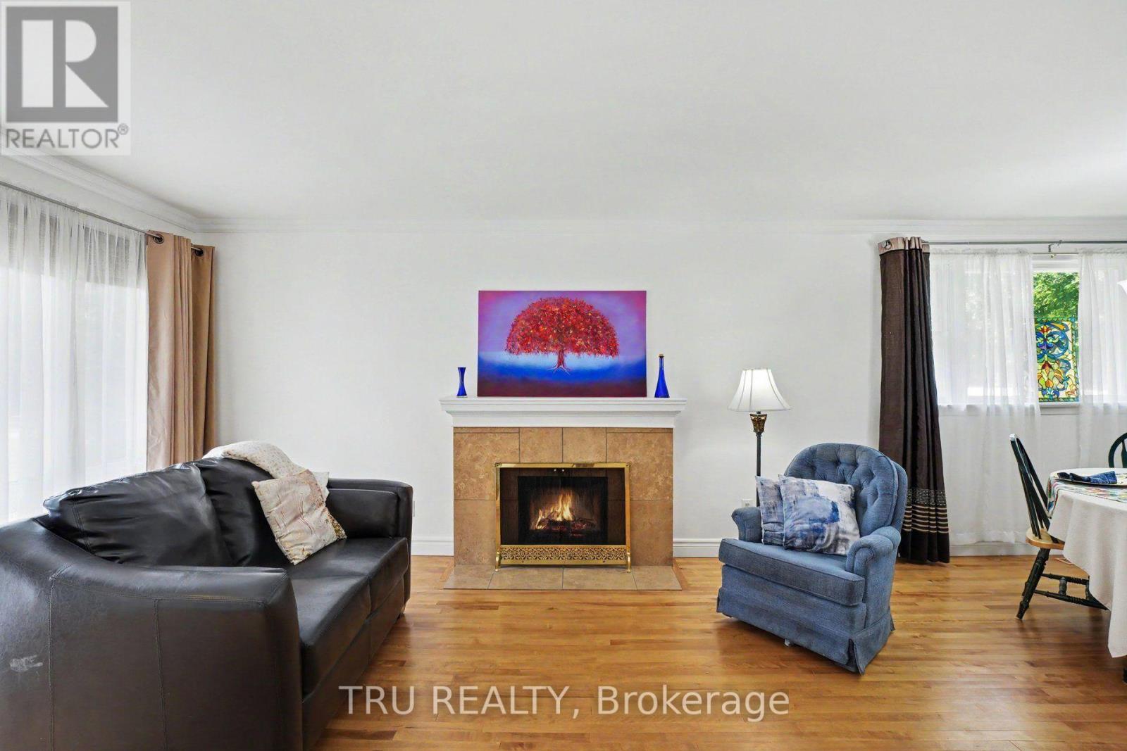 1908 Saunderson Drive, Ottawa, Ontario  K1G 2C7 - Photo 6 - X13680514