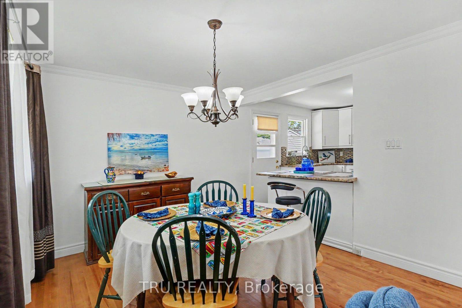 1908 Saunderson Drive, Ottawa, Ontario  K1G 2C7 - Photo 7 - X13680514