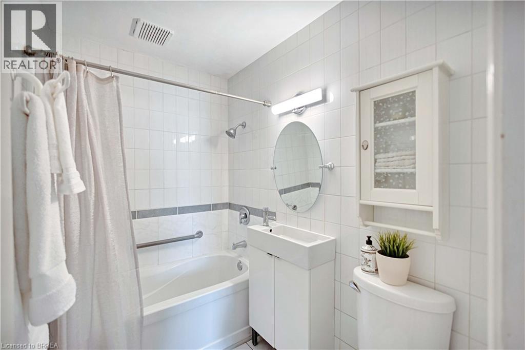 177 St George Street, Brantford, Ontario  N3R 1W1 - Photo 20 - 40828897