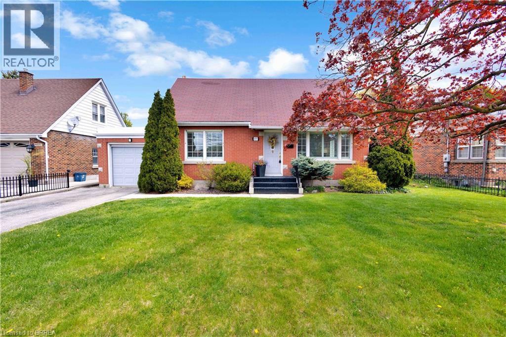 177 St George Street, Brantford, Ontario  N3R 1W1 - Photo 2 - 40828897