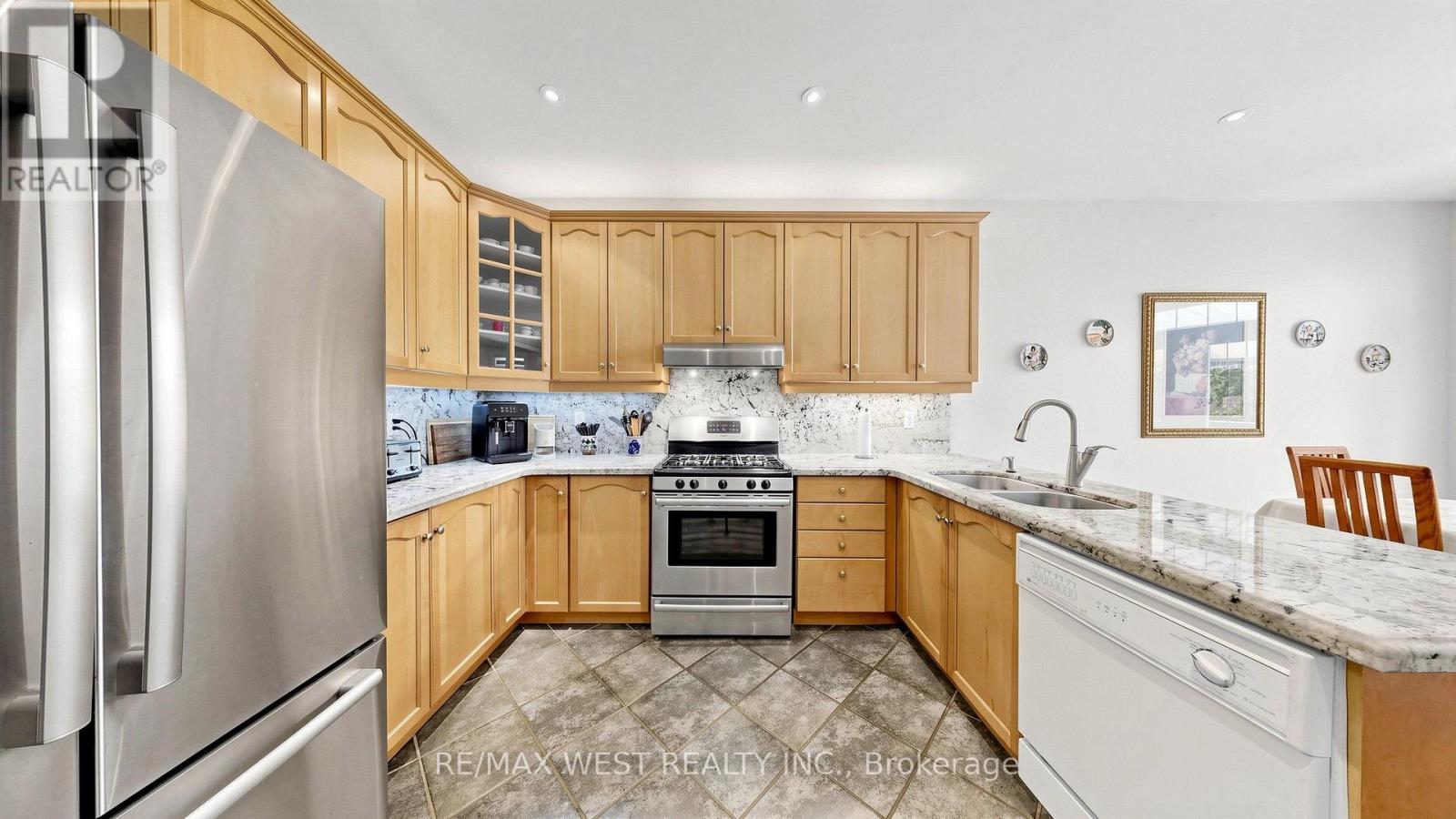 71 Gidleigh Park Crescent, Vaughan, Ontario  L4H 1J3 - Photo 31 - N13575154