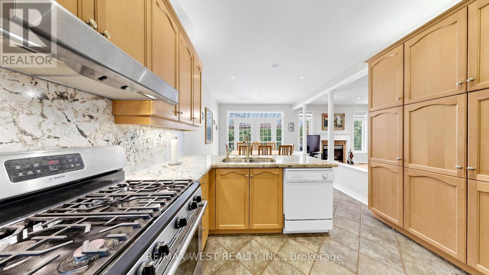71 Gidleigh Park Crescent, Vaughan, Ontario  L4H 1J3 - Photo 32 - N13575154