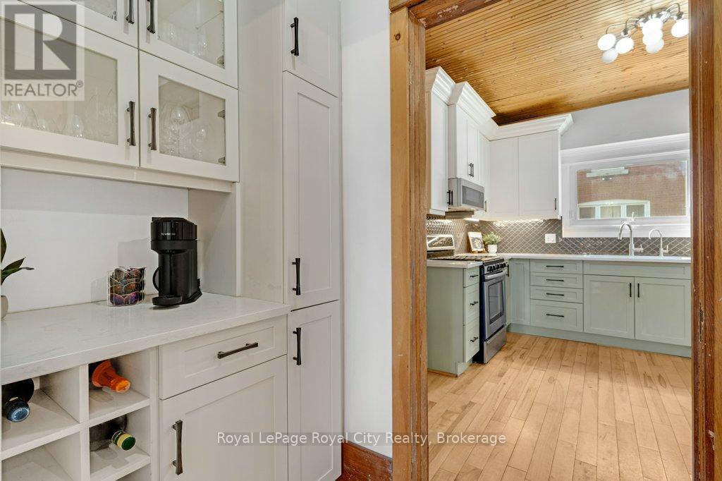9 Wilbur Street N, Halton Hills, Ontario  L7J 2C3 - Photo 20 - W13680606
