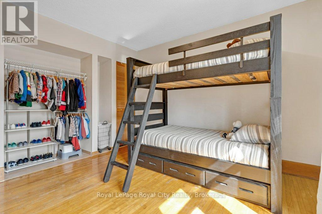 9 Wilbur Street N, Halton Hills, Ontario  L7J 2C3 - Photo 33 - W13680606