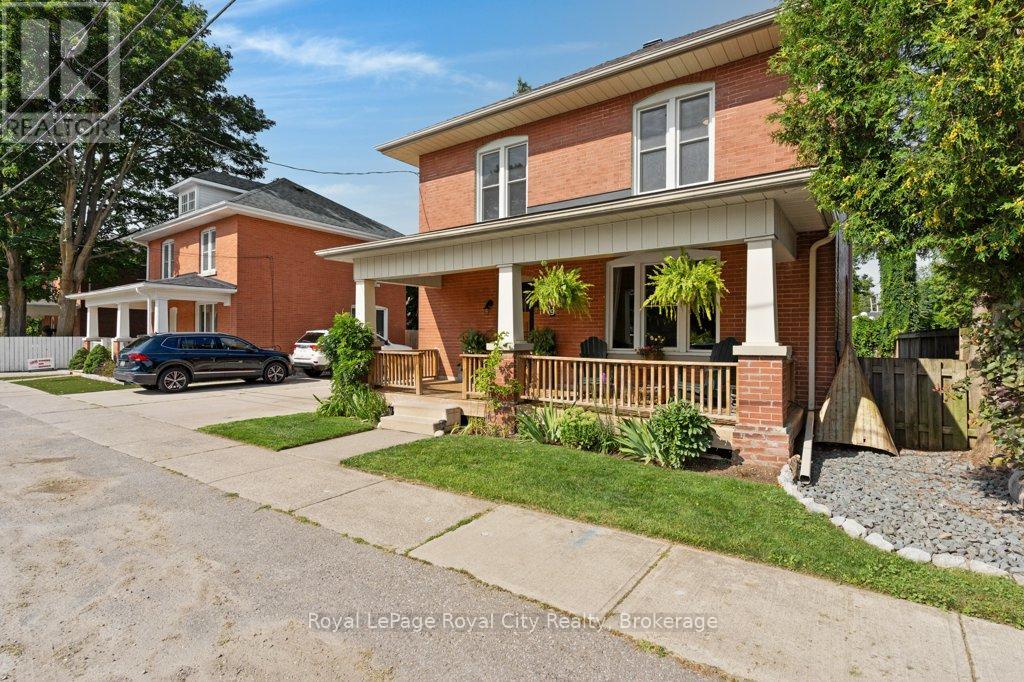 9 Wilbur Street N, Halton Hills, Ontario  L7J 2C3 - Photo 6 - W13680606