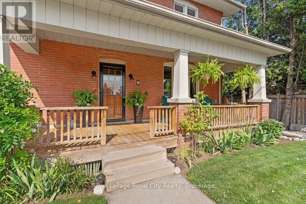 9 Wilbur Street N, Halton Hills, Ontario  L7J 2C3 - Photo 7 - W13680606