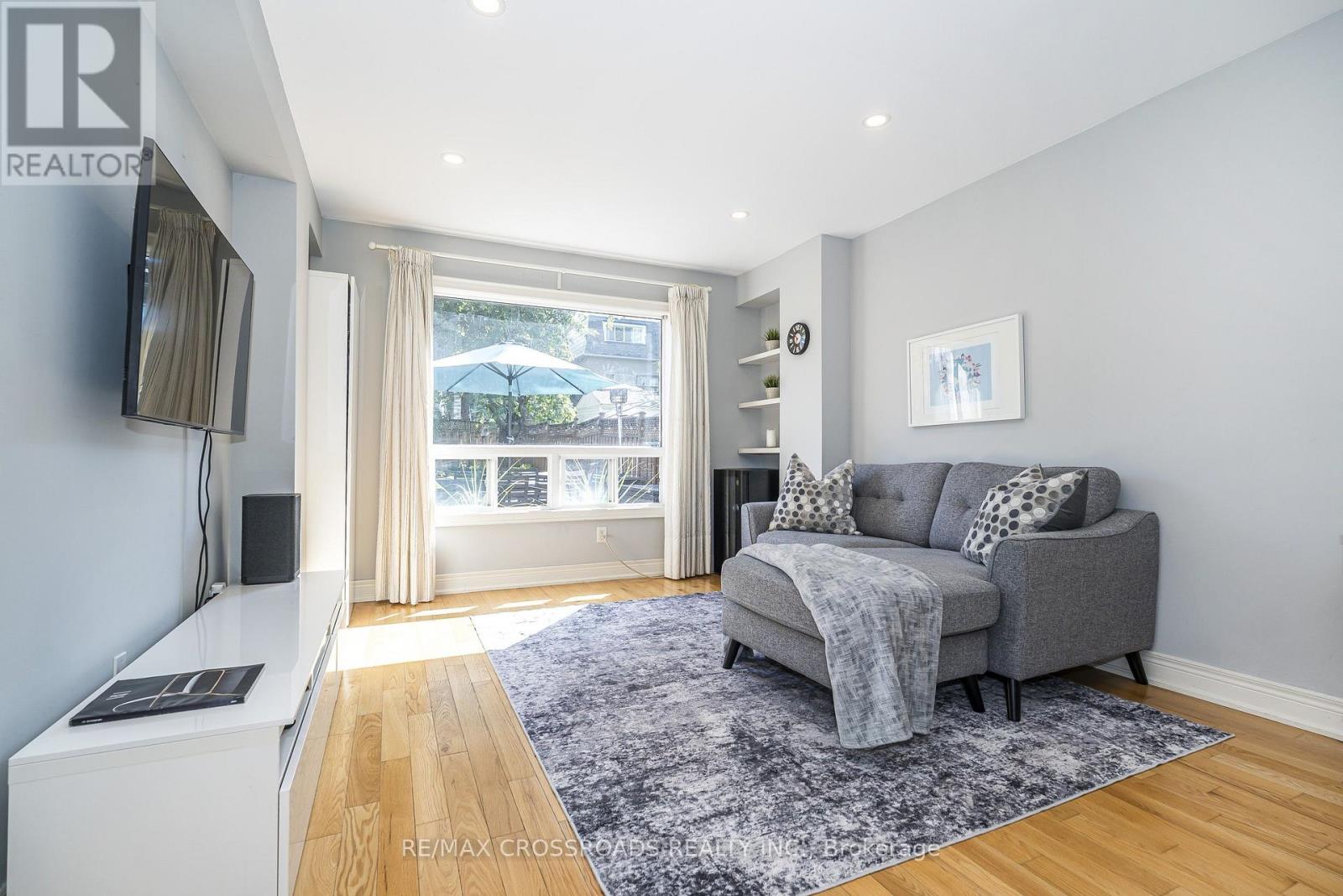 21a Brian Drive, Toronto, Ontario  M2J 3X8 - Photo 6 - C13680588