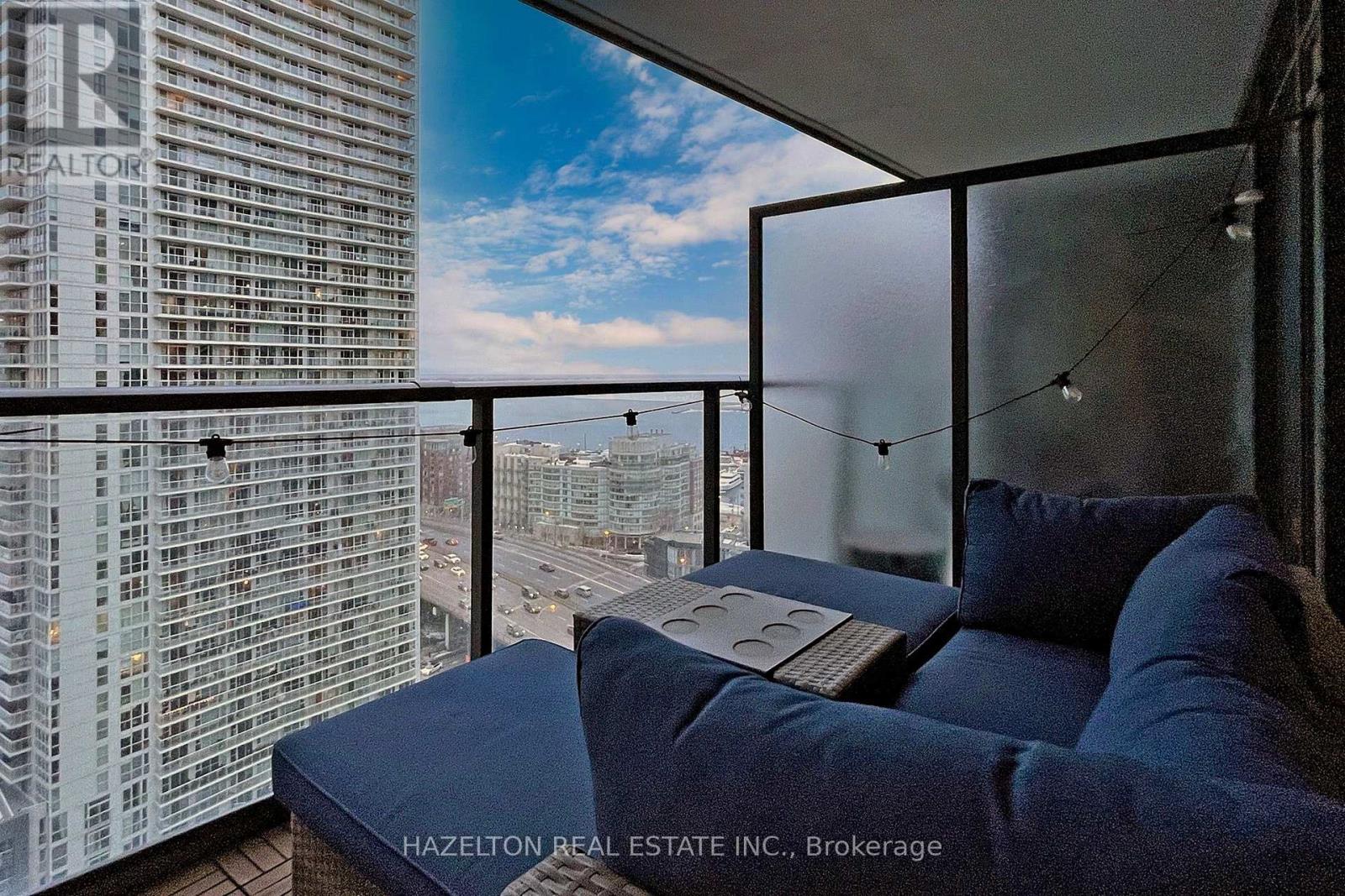 2510 - 70 Queens Wharf Road, Toronto, Ontario  M5V 0J2 - Photo 26 - C13680604