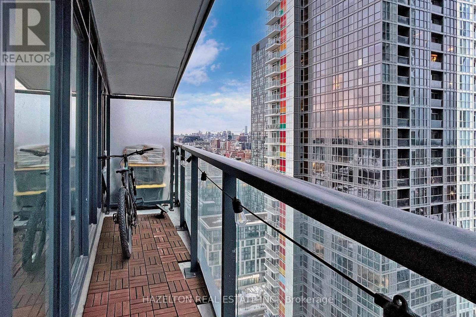 2510 - 70 Queens Wharf Road, Toronto, Ontario  M5V 0J2 - Photo 30 - C13680604