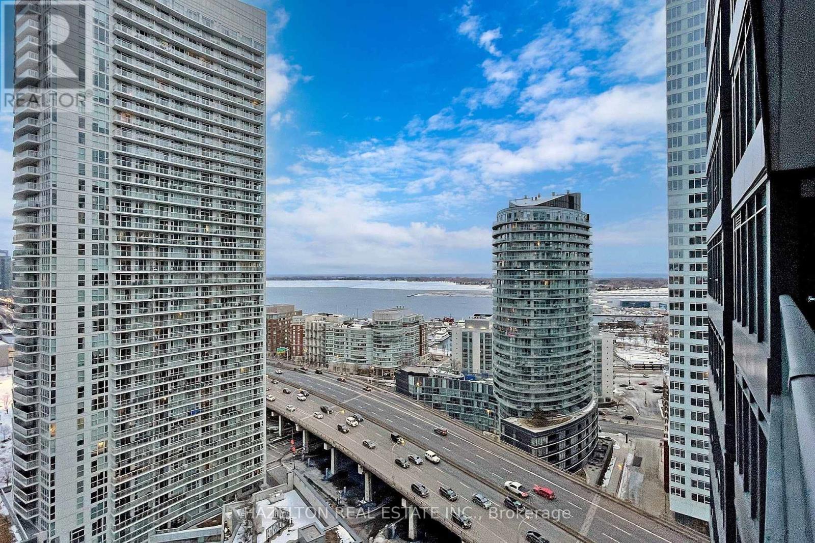 2510 - 70 Queens Wharf Road, Toronto, Ontario  M5V 0J2 - Photo 33 - C13680604