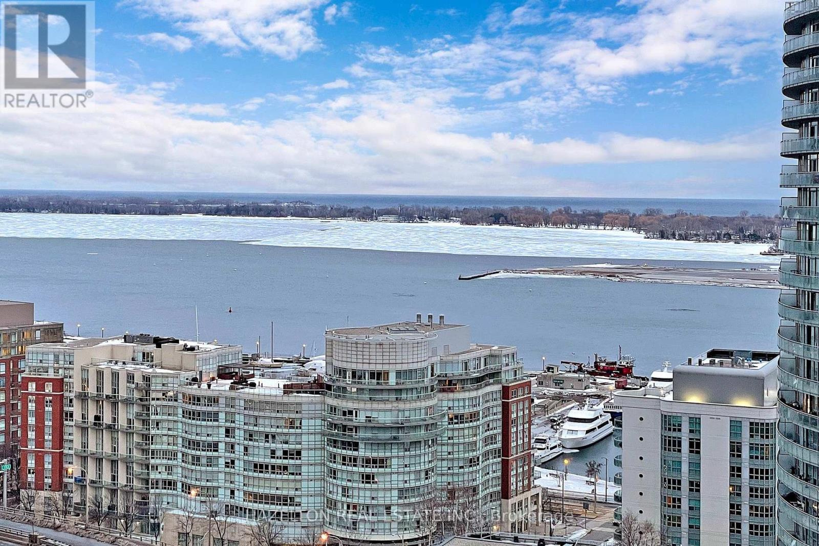 2510 - 70 Queens Wharf Road, Toronto, Ontario  M5V 0J2 - Photo 35 - C13680604