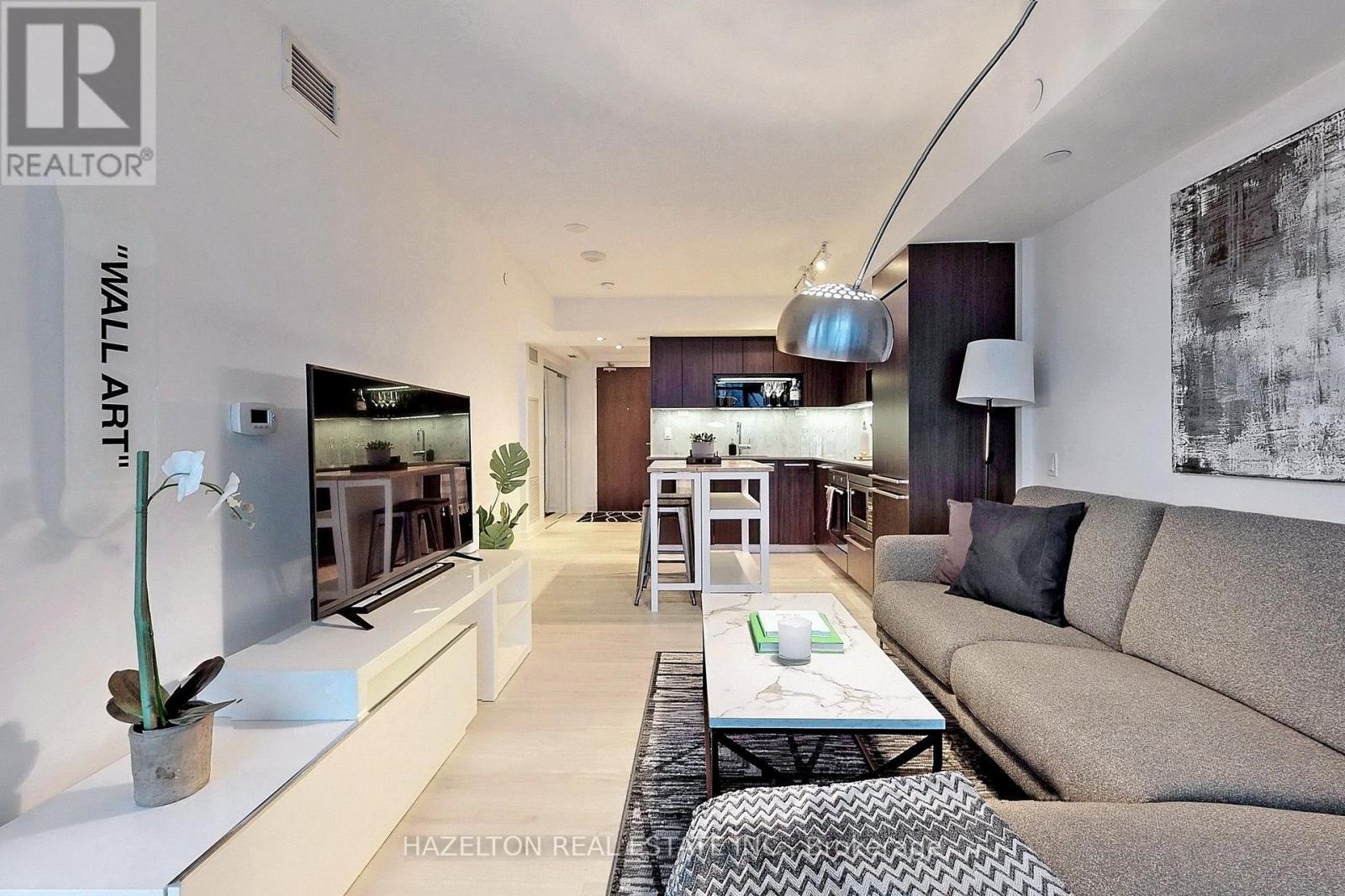 2510 - 70 Queens Wharf Road, Toronto, Ontario  M5V 0J2 - Photo 7 - C13680604