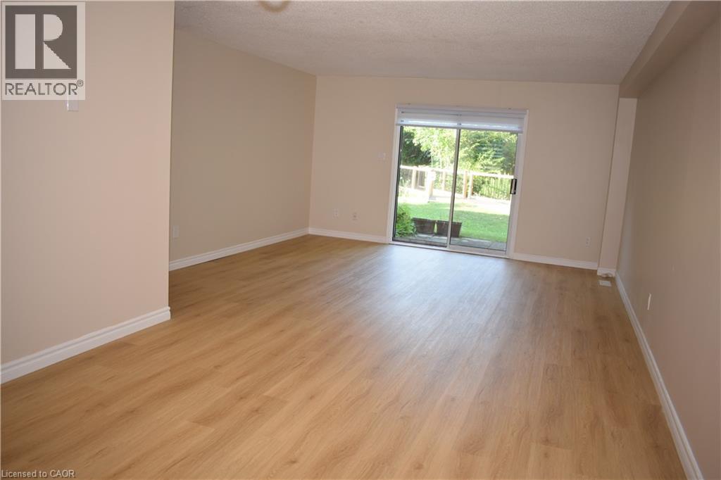 655 Albert Street Unit# A, Waterloo, Ontario  N2L 3V5 - Photo 3 - 40854868