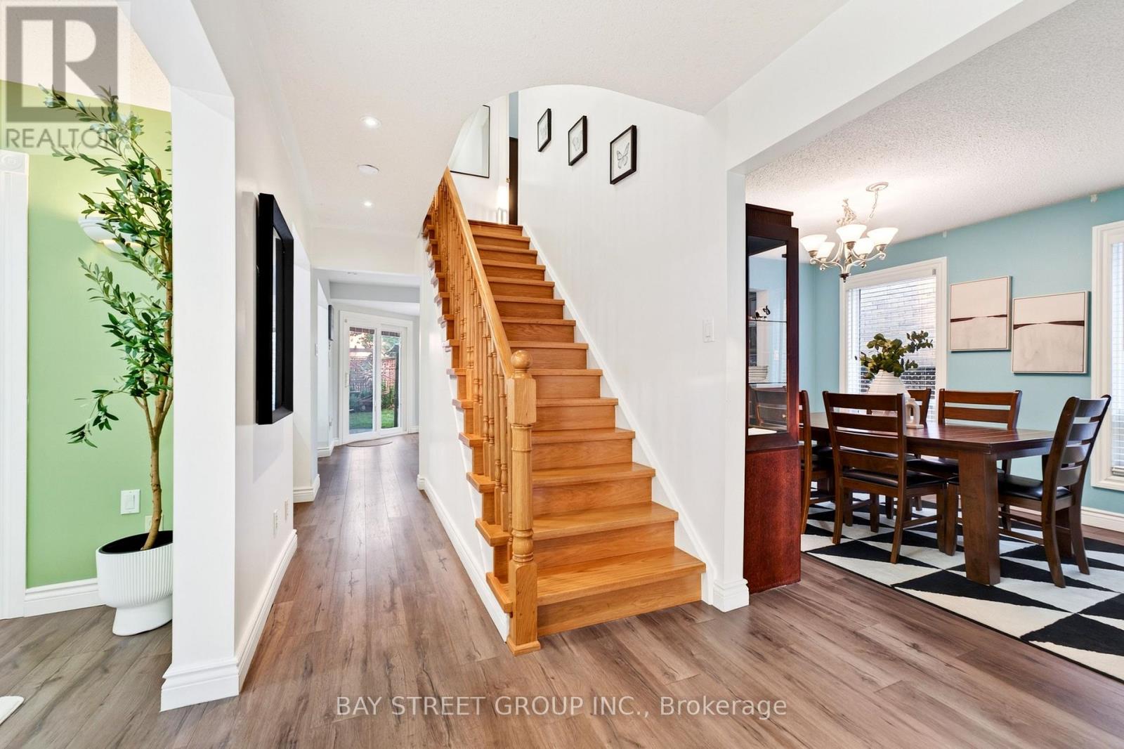 1713 Kirkwood Lane, Pickering, Ontario  L1V 4W8 - Photo 11 - E13680592