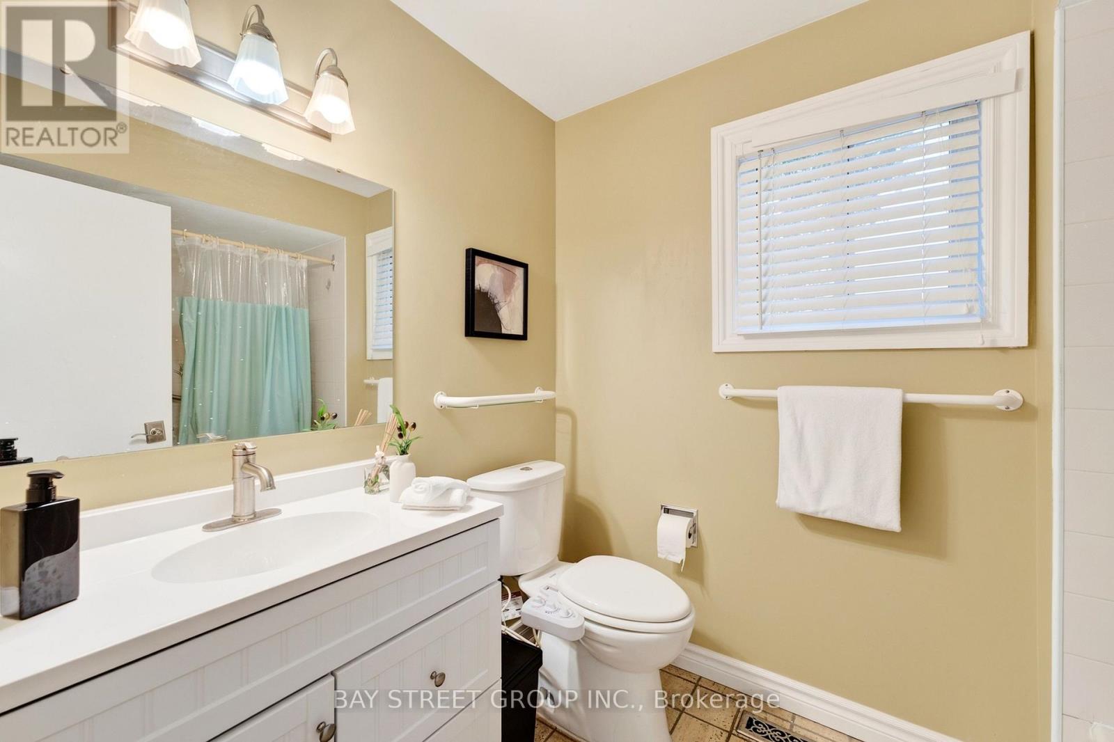 1713 Kirkwood Lane, Pickering, Ontario  L1V 4W8 - Photo 36 - E13680592