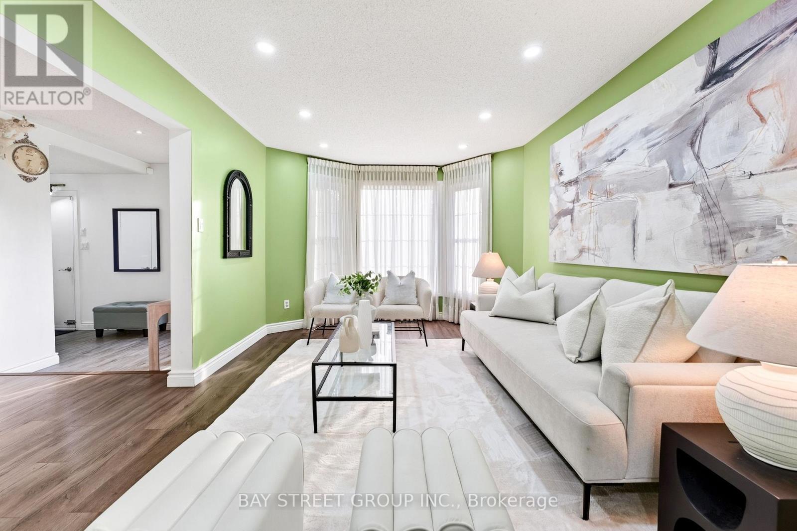1713 Kirkwood Lane, Pickering, Ontario  L1V 4W8 - Photo 8 - E13680592
