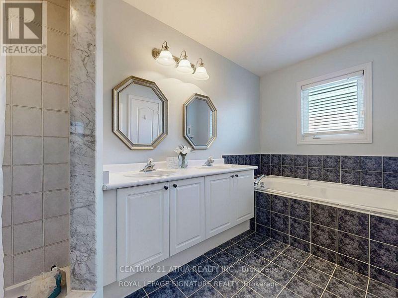 38 Angelica Avenue, Richmond Hill, Ontario  L4S 2E1 - Photo 9 - N13680600