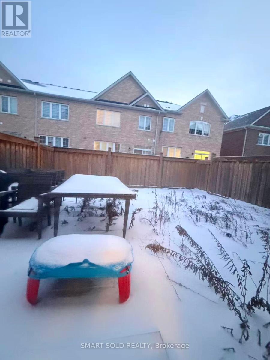 25 Avonmore Trail, Vaughan, Ontario  L6A 4Y4 - Photo 13 - N13680620
