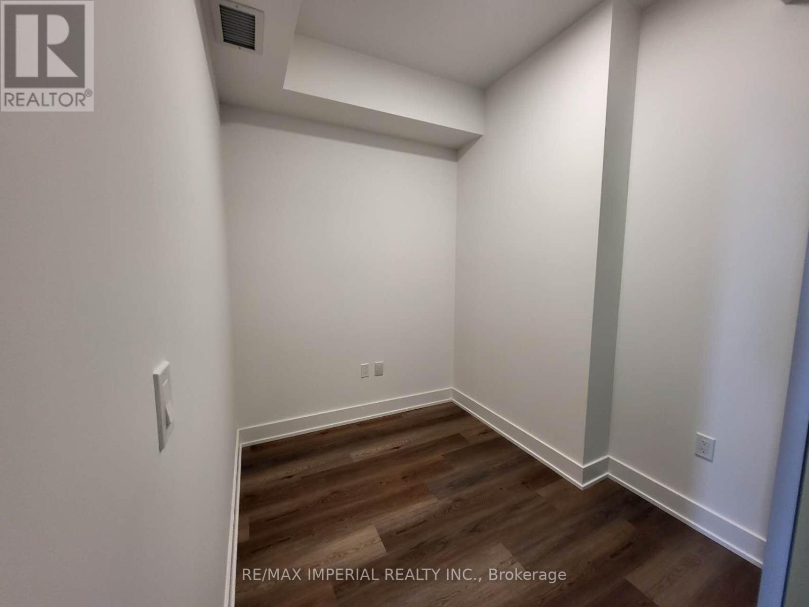 905a - 115 Nipissing Road, Milton, Ontario  L9T 1R3 - Photo 5 - W13680598
