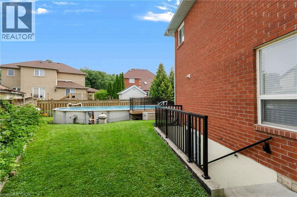 24 Eringate Drive, Stoney Creek, Ontario  L8J 3Y4 - Photo 5 - 40854769