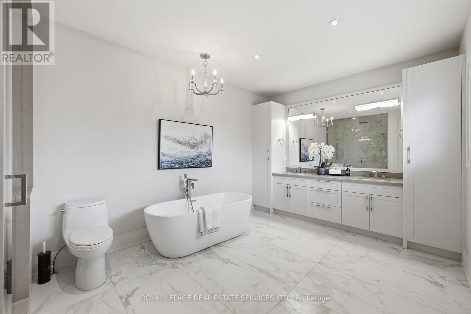 584 Weynway Court, Oakville, Ontario  L6L 4G7 - Photo 22 - W13666716