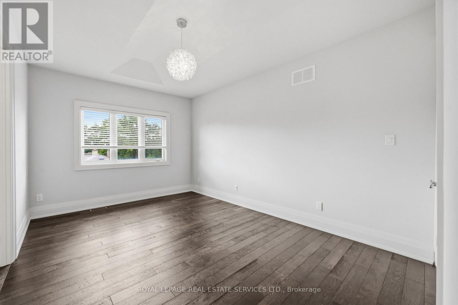 584 Weynway Court, Oakville, Ontario  L6L 4G7 - Photo 29 - W13666716
