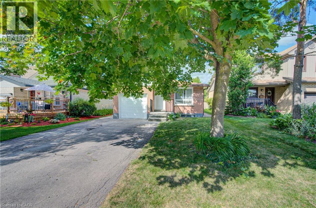 8 Pamela Place, Guelph, Ontario  N1H 8C9 - Photo 4 - 40847323
