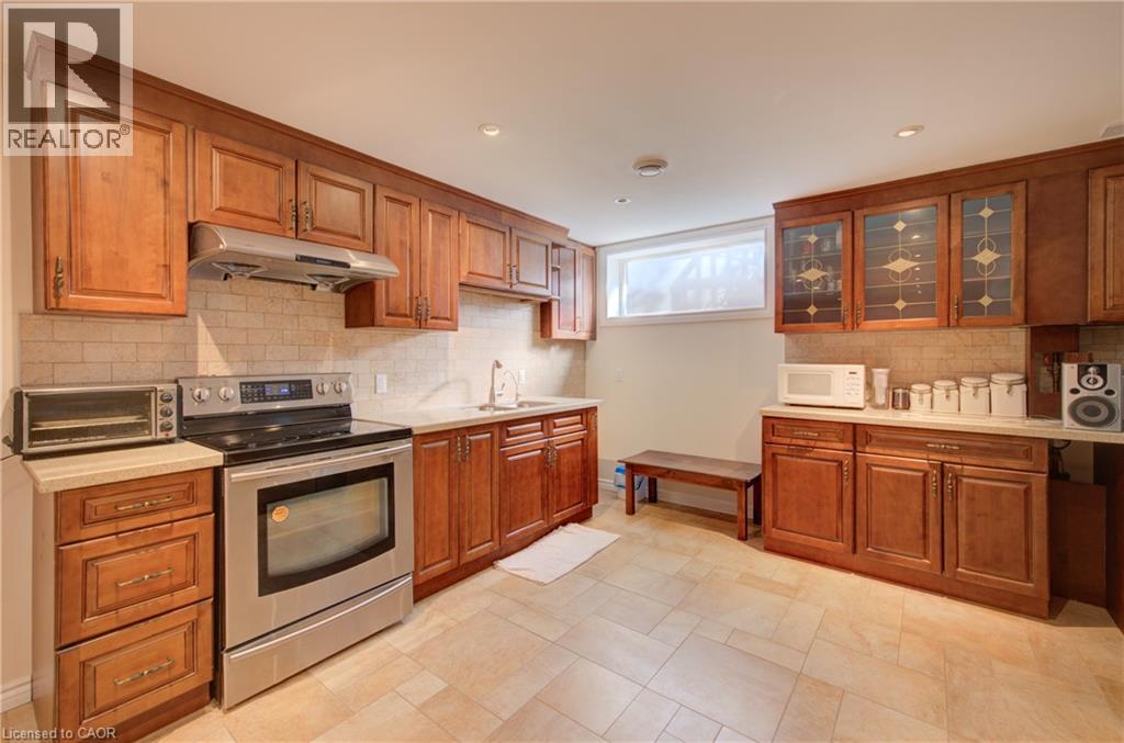 8 Pamela Place, Guelph, Ontario  N1H 8C9 - Photo 28 - 40847323