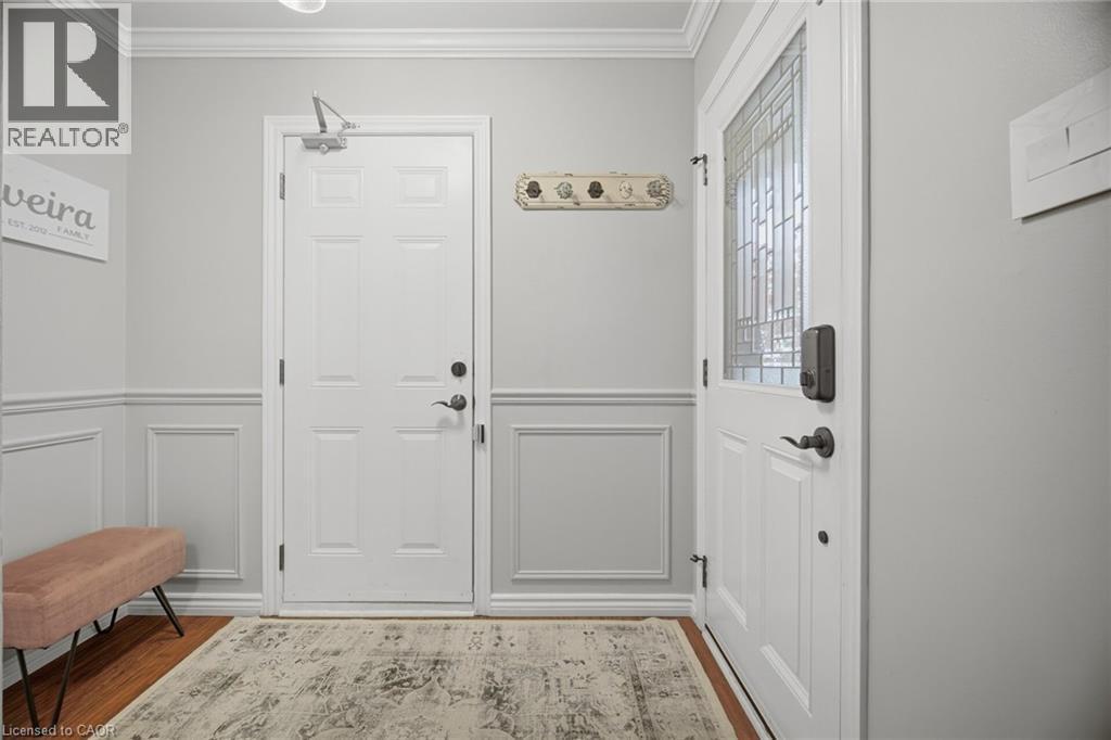 6298 Starfield Crescent, Mississauga, Ontario  L5N 1X4 - Photo 5 - 40855479