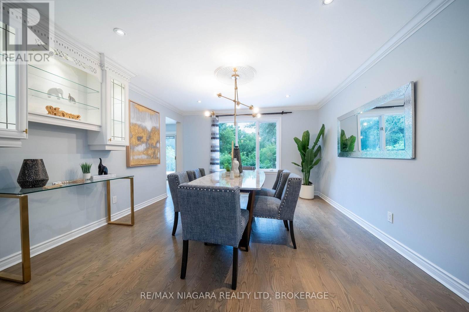2 Aitken Circle, Markham, Ontario  L3R 7K6 - Photo 12 - N13680650