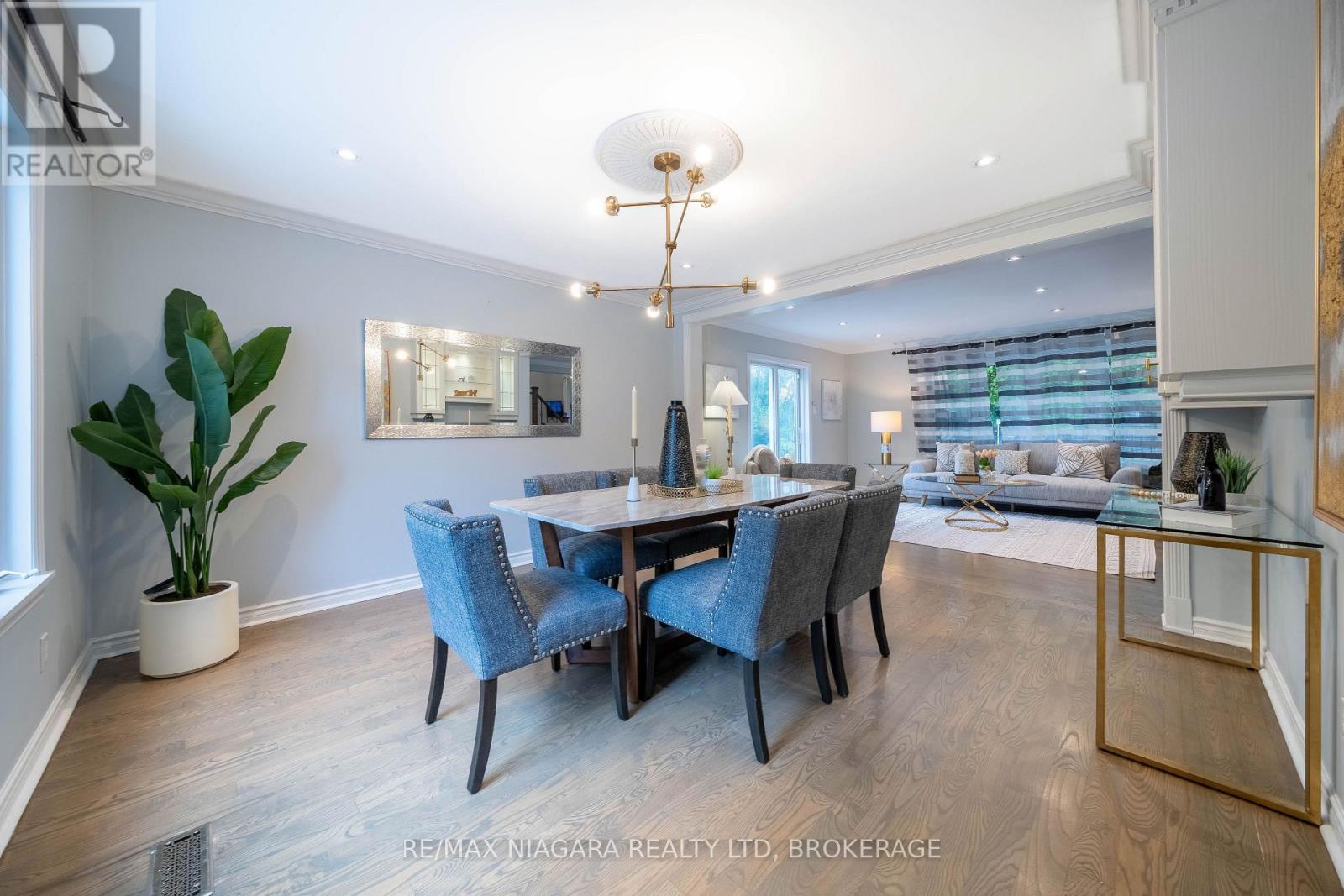2 Aitken Circle, Markham, Ontario  L3R 7K6 - Photo 13 - N13680650