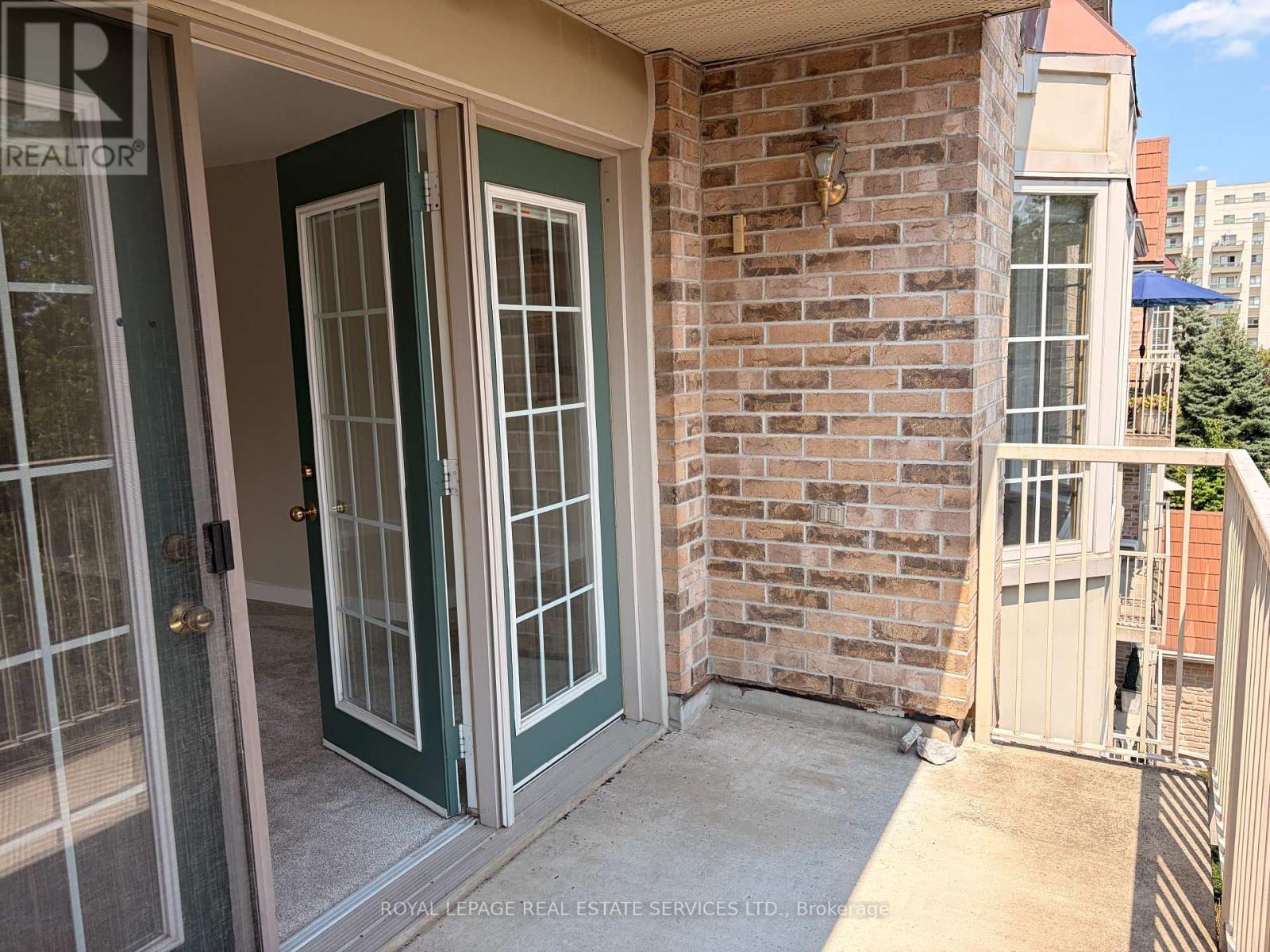 402 - 216c Plains Road West Road W, Burlington, Ontario  L7T 4L1 - Photo 8 - W13504992