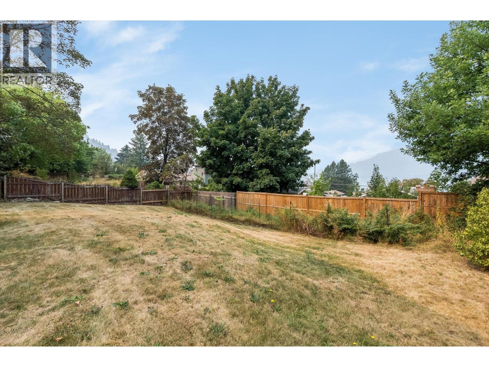 605 Seventh Street, Nelson, British Columbia  V1L 2Z8 - Photo 41 - 10397717
