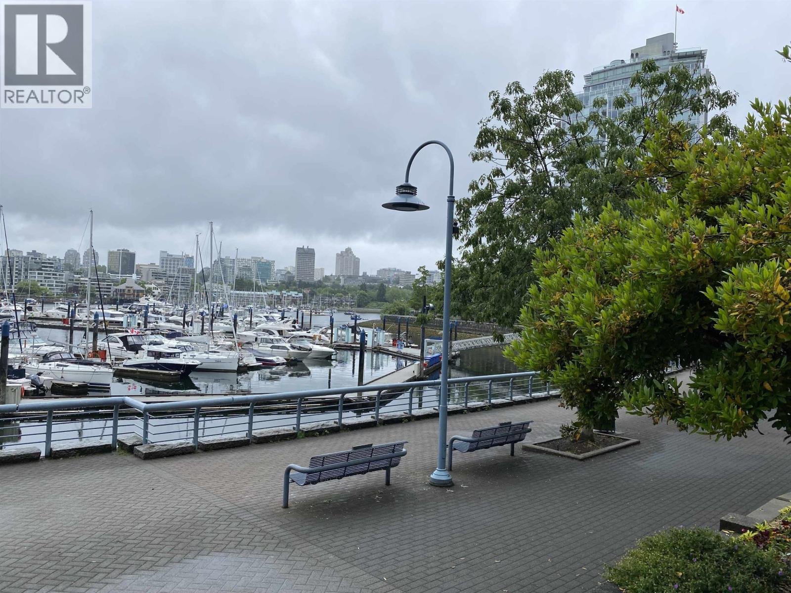 1505 193 Aquarius Mews, Vancouver, British Columbia  V6Z 2Z2 - Photo 11 - R3156134