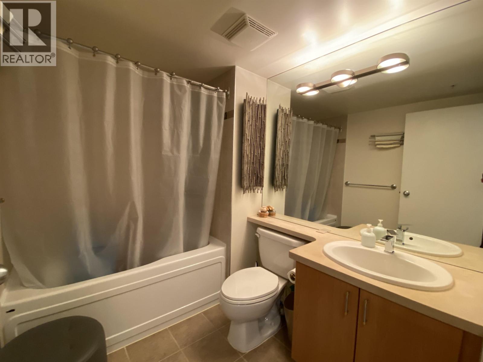 1505 193 Aquarius Mews, Vancouver, British Columbia  V6Z 2Z2 - Photo 18 - R3156134