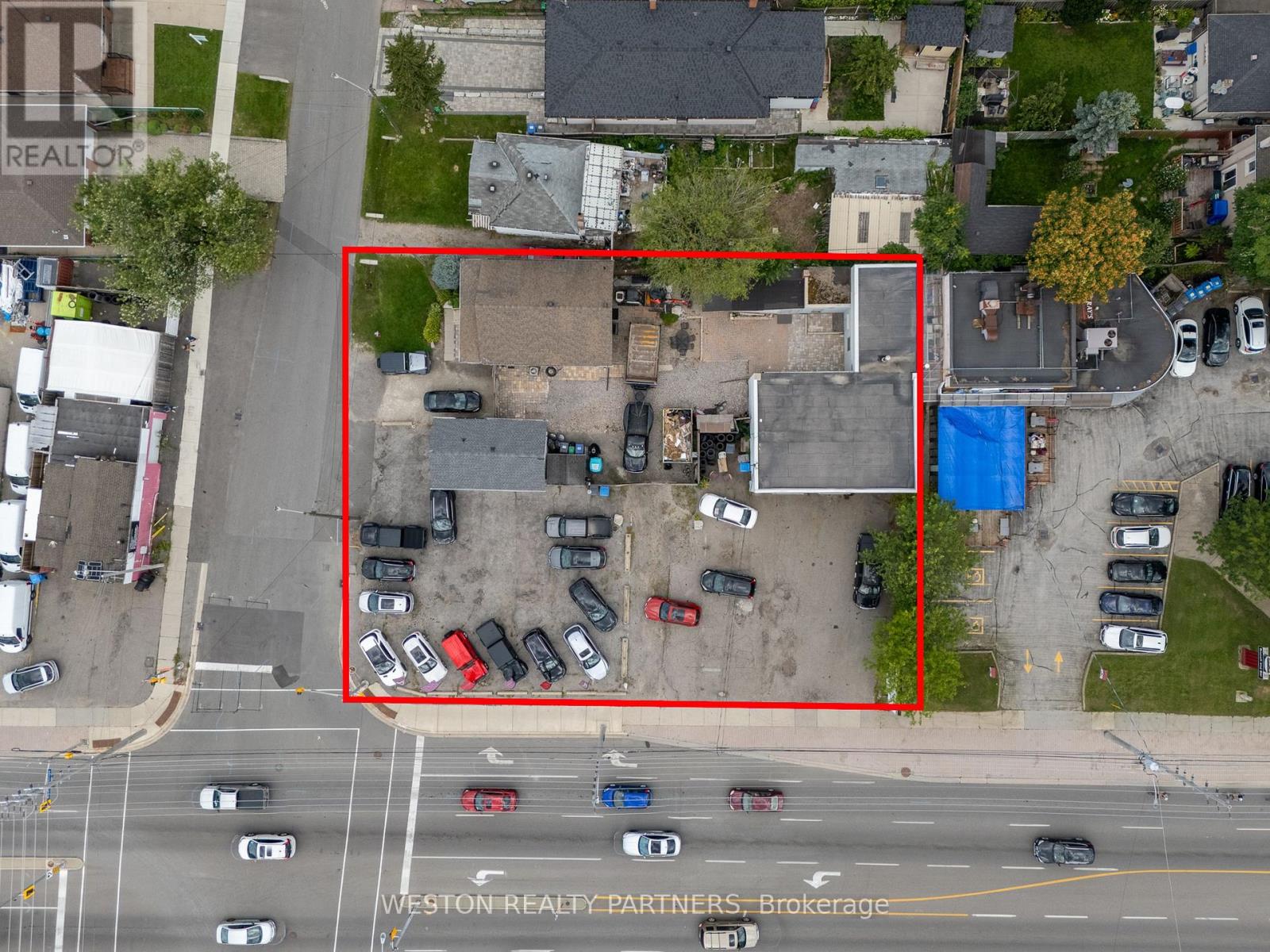 825-827 Lakeshore Road E, Mississauga, Ontario L5E 1C9 - Photo 10 - W13680632