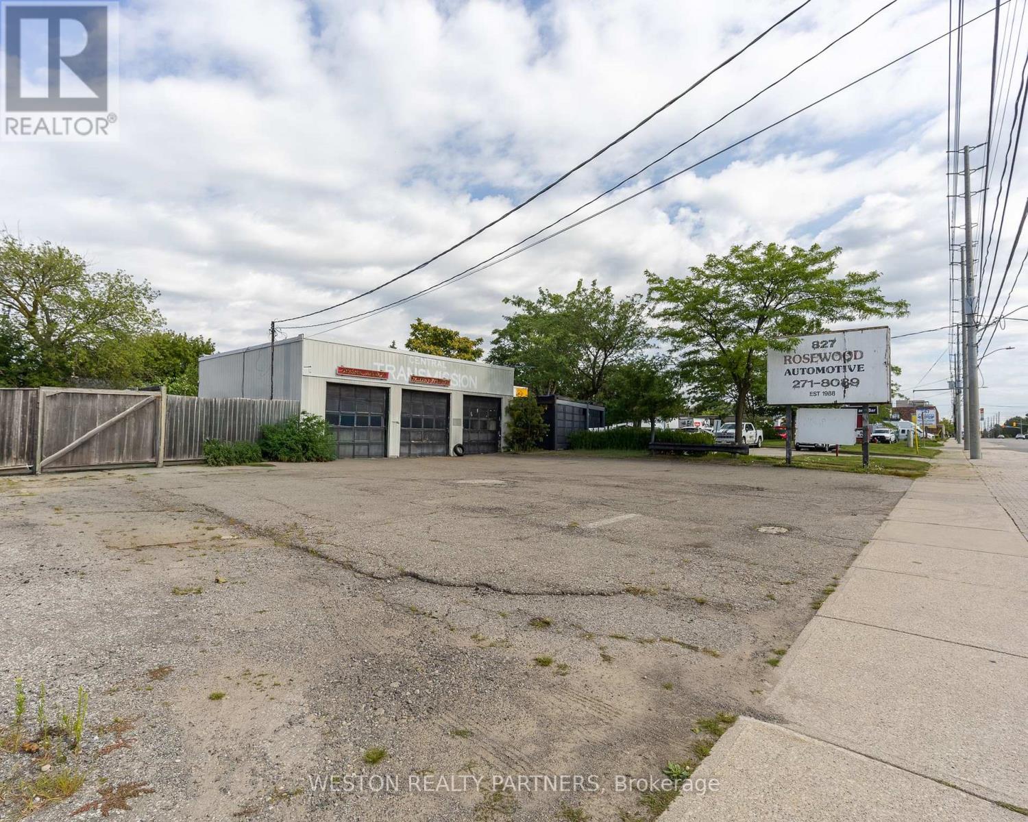 825-827 Lakeshore Road E, Mississauga, Ontario L5E 1C9 - Photo 20 - W13680632